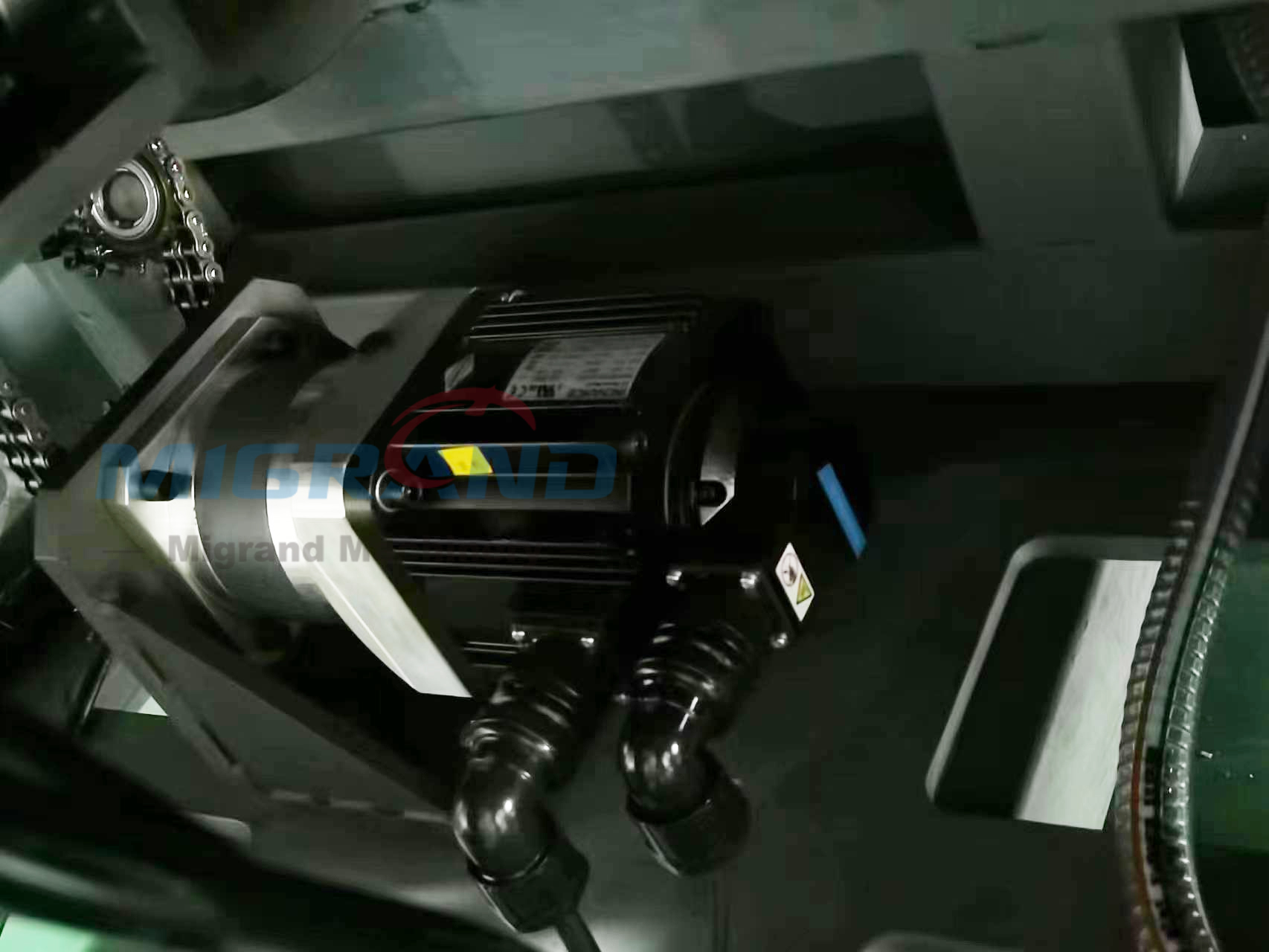 GD-150 Main servo motor 2-1 GD-150 Servomoteur principal 2-1