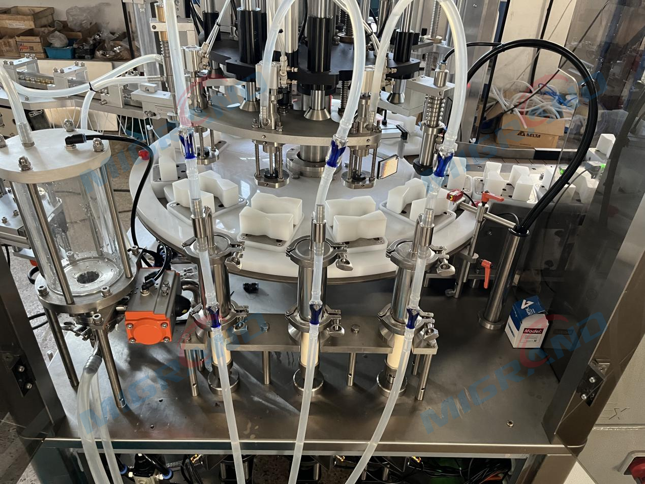 Perfume filling machine astrolabe Machine de remplissage de parfum Astrolabe