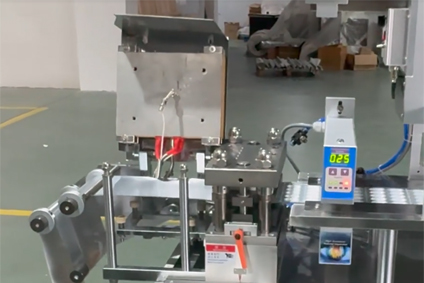 Opening-closing heating station Station de chauffage ouverture-fermeture